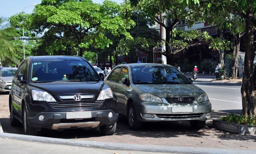 Nắng nóng đỉnh điểm: 7 lưu ý khi đi ô tô